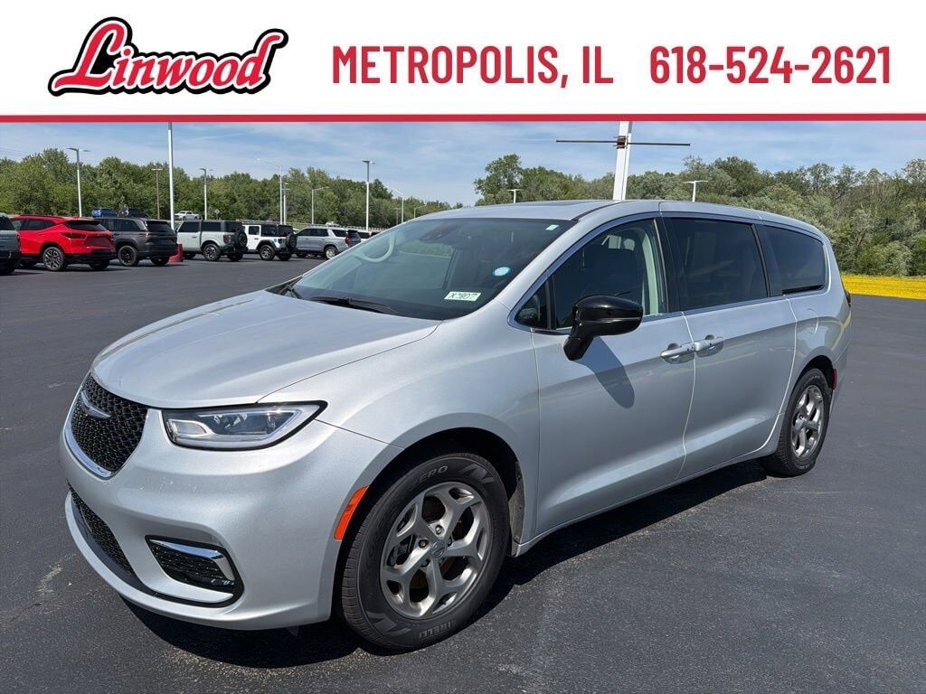 2024 CHRYSLER Pacifica