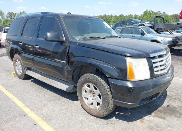 2005 CADILLAC Escalade