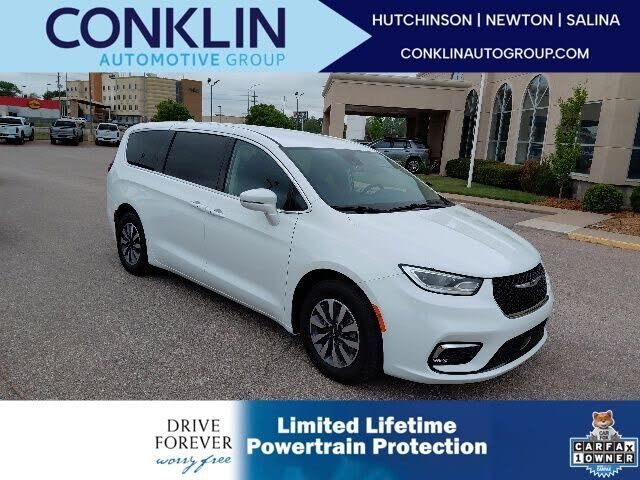 2022 CHRYSLER Pacifica
