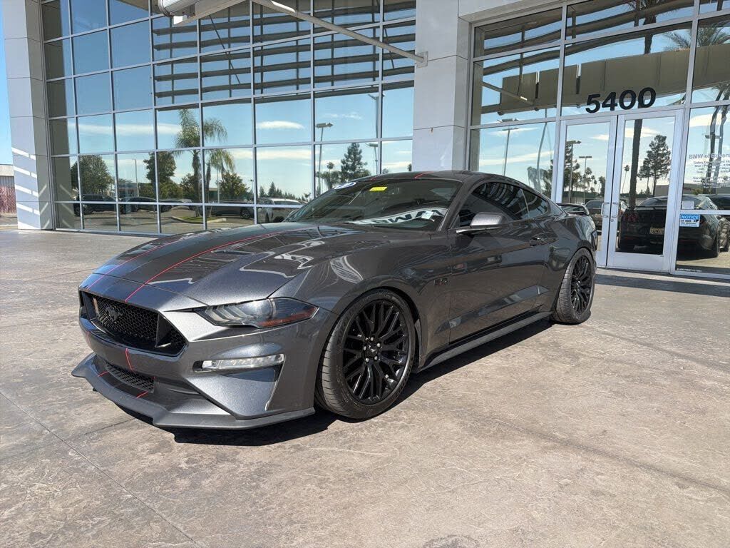2020 FORD Mustang
