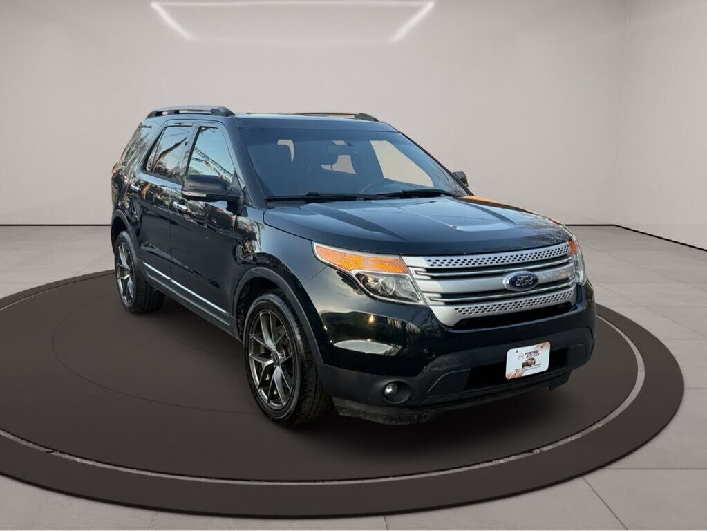 2014 FORD Explorer