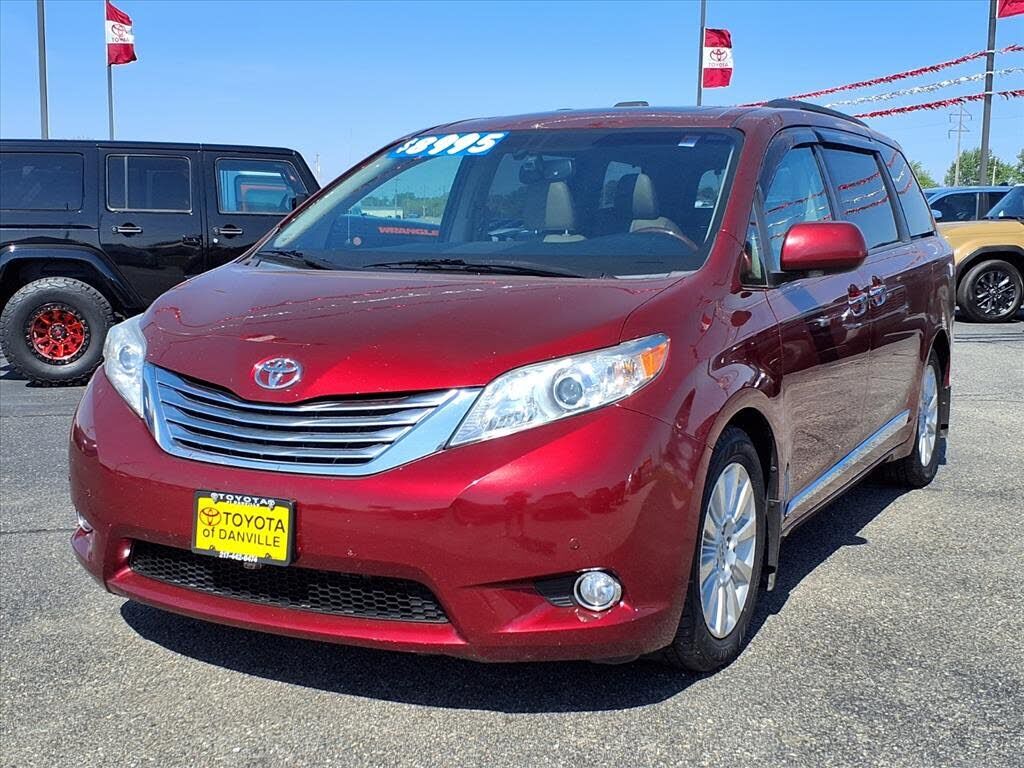 2012 TOYOTA Sienna
