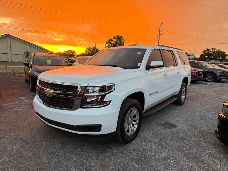 2019 CHEVROLET Suburban