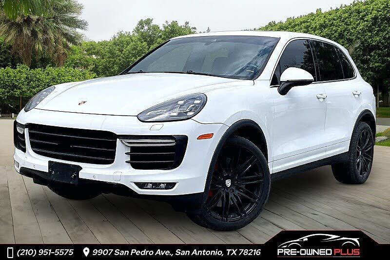2016 PORSCHE Cayenne