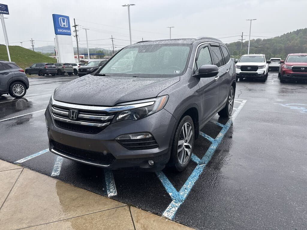 2017 HONDA Pilot
