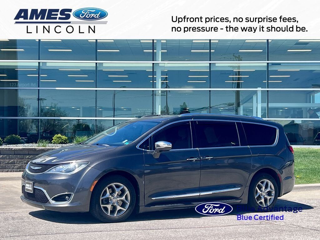 2017 CHRYSLER Pacifica