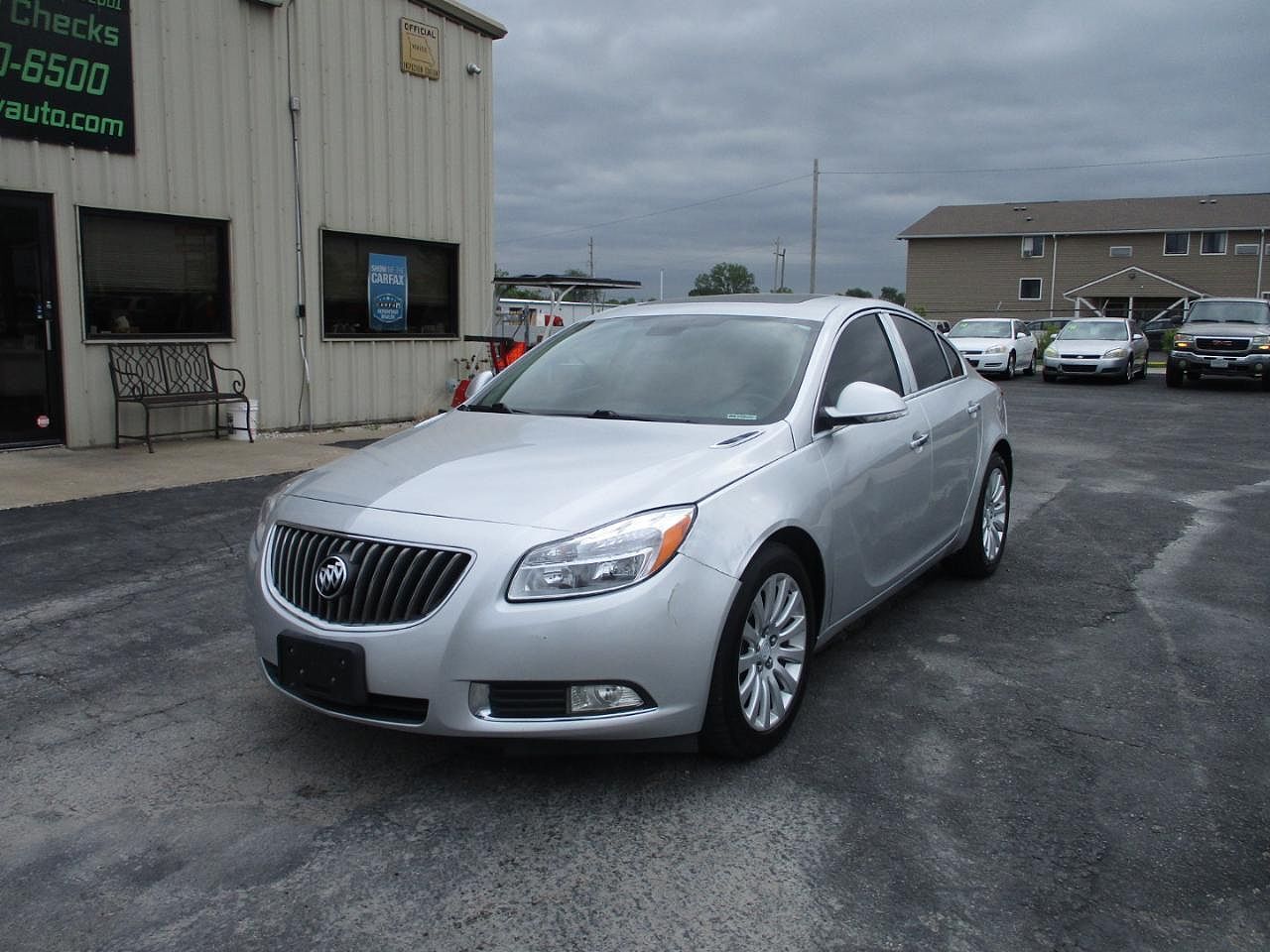 2012 BUICK Regal