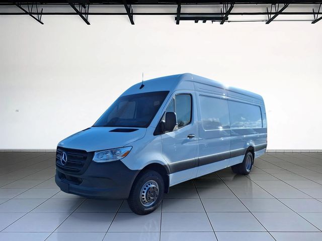 2026 MERCEDES-BENZ Sprinter
