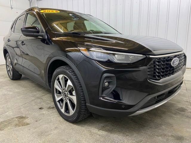 2024 FORD Escape