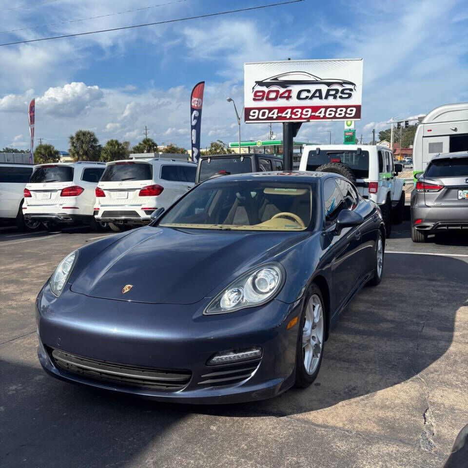 2011 PORSCHE Panamera