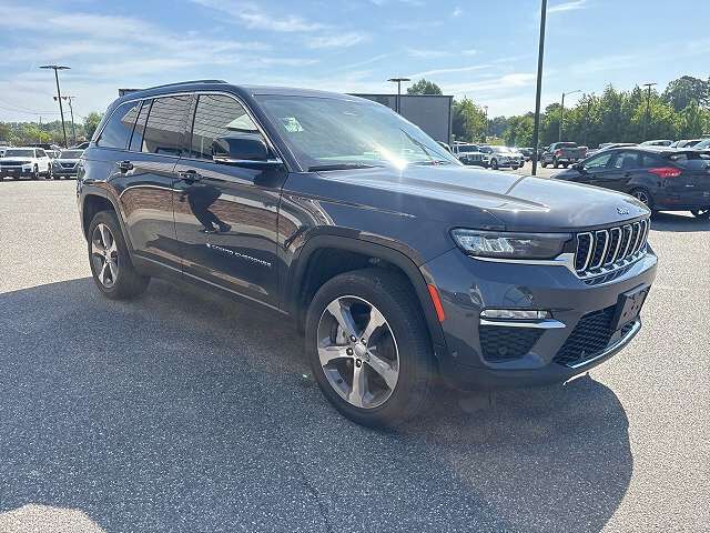 2023 JEEP Grand Cherokee