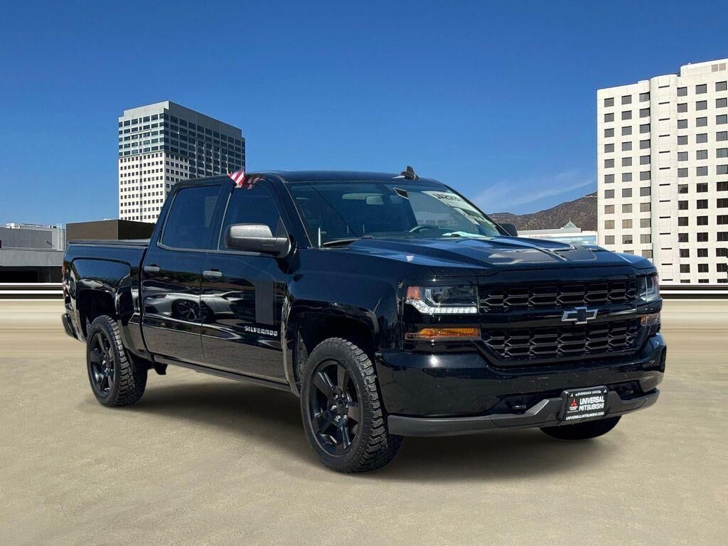 2018 CHEVROLET Silverado