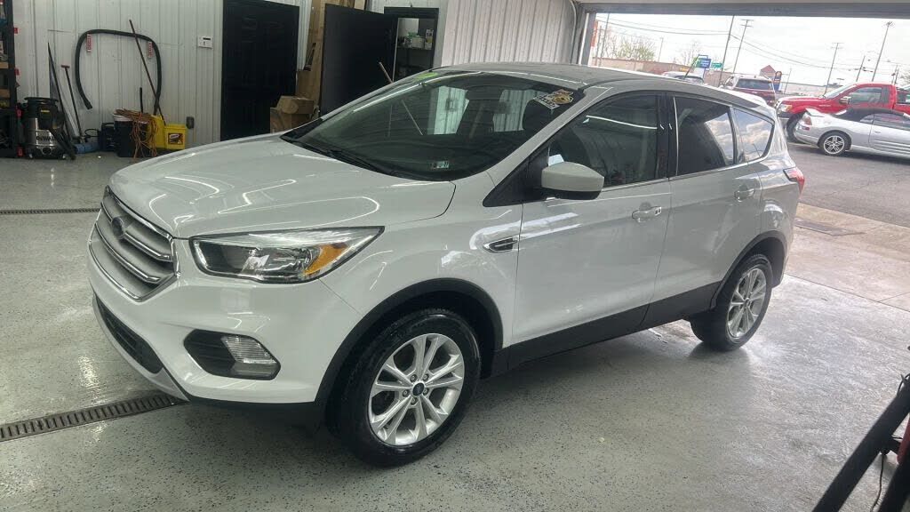 2019 FORD Escape