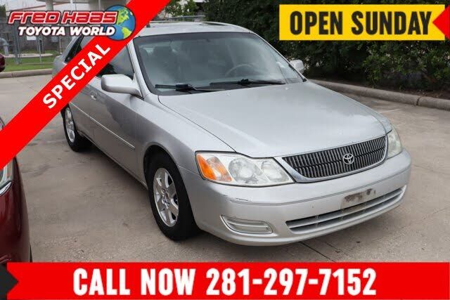 2002 TOYOTA Avalon