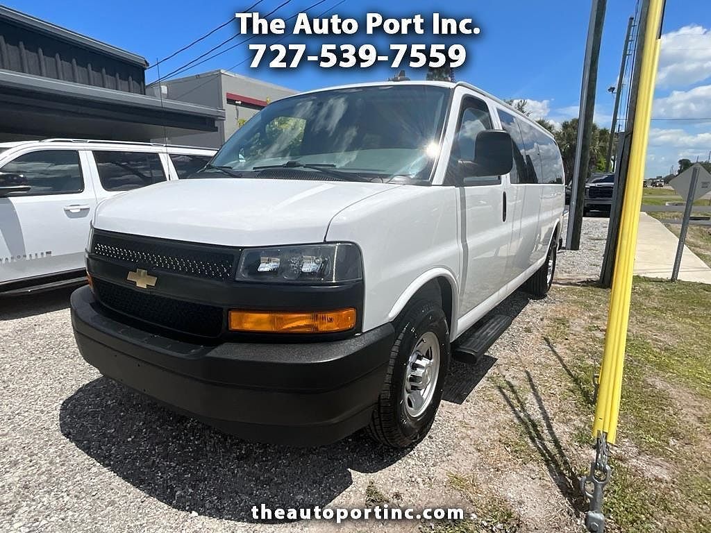 2023 CHEVROLET Express
