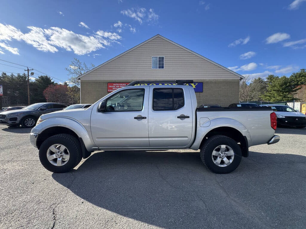 2011 NISSAN Frontier