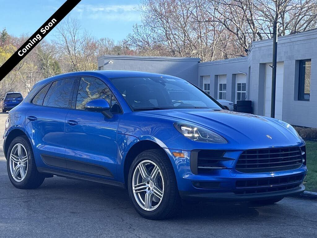 2019 PORSCHE Macan