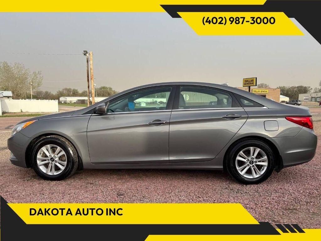 2013 HYUNDAI Sonata