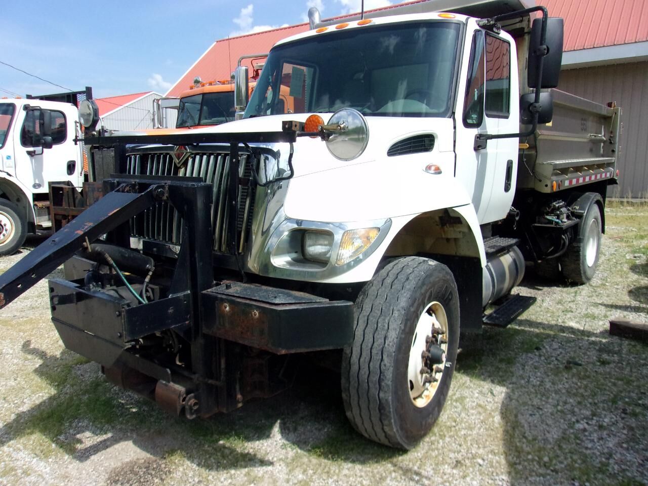 2005 INTERNATIONAL 7400