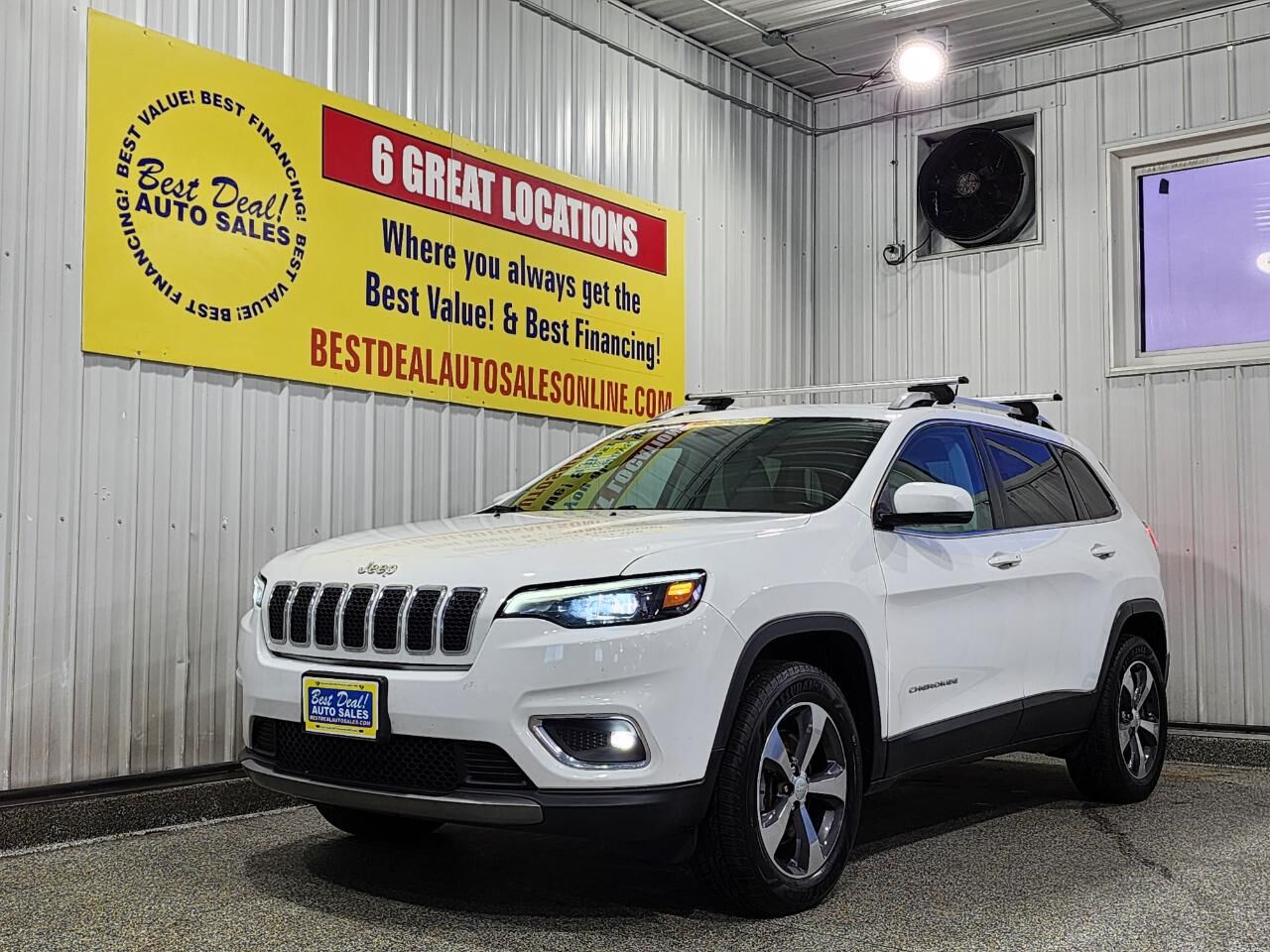 2019 JEEP Cherokee