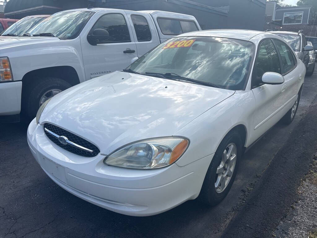 2003 FORD Taurus