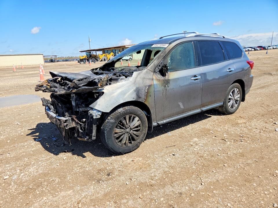 2020 NISSAN Pathfinder