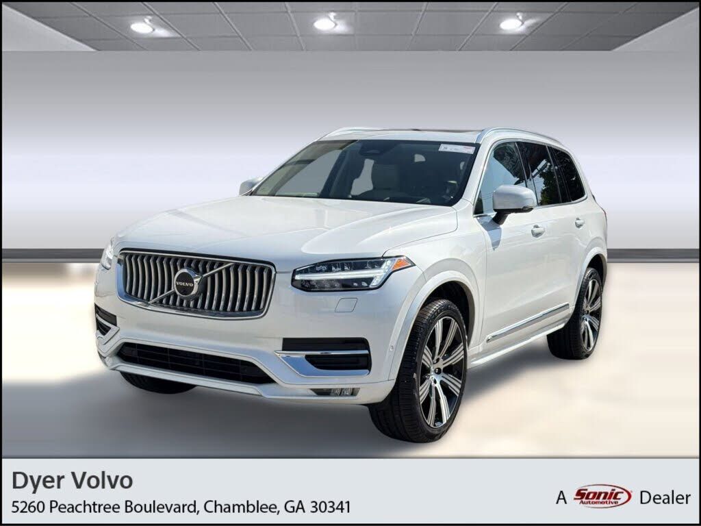 2023 VOLVO XC90