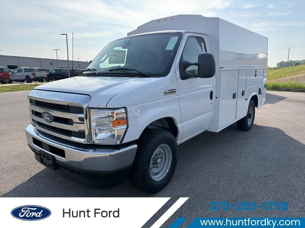 2026 FORD E-350