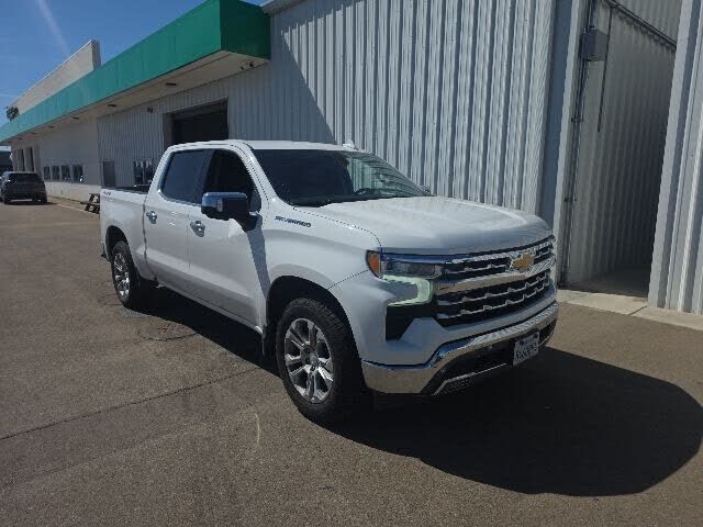 2023 CHEVROLET Silverado