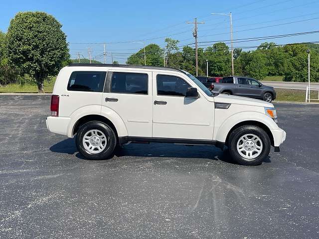 2010 DODGE Nitro