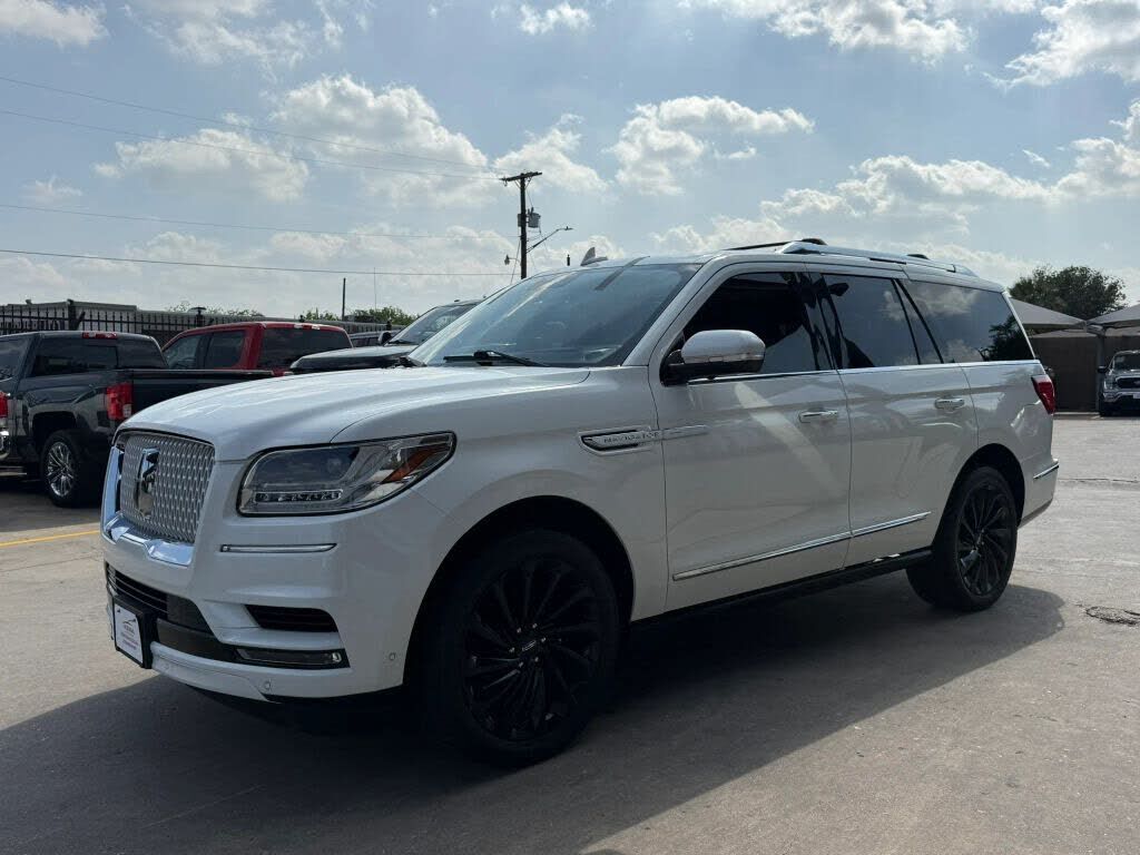 2020 LINCOLN Navigator