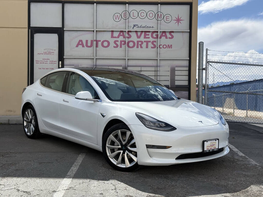2019 TESLA Model 3