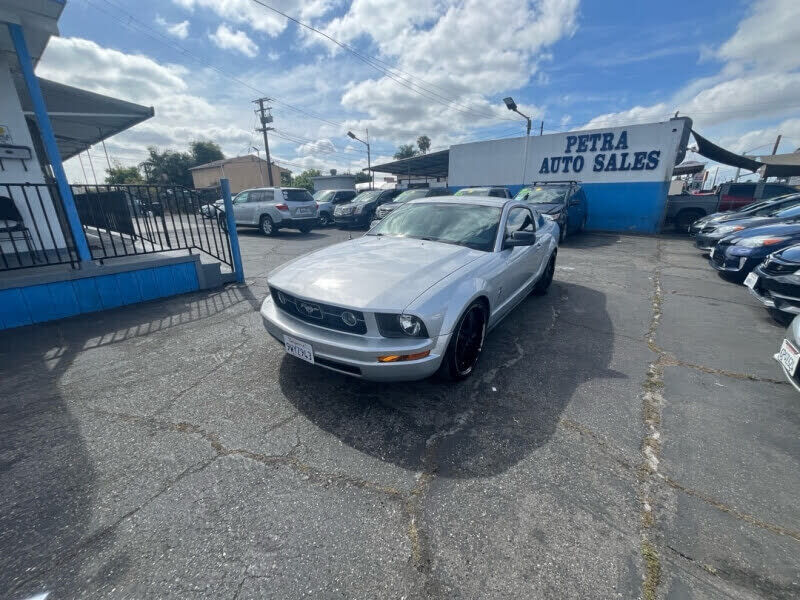 2006 FORD Mustang
