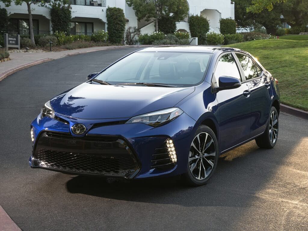2018 TOYOTA Corolla