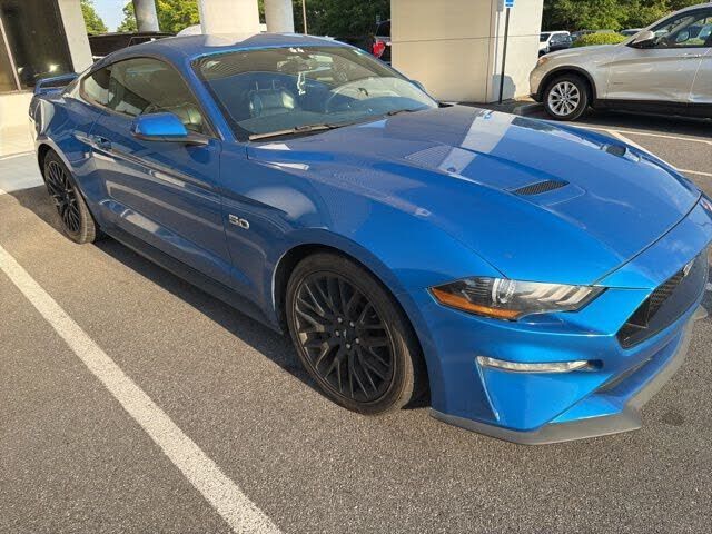 2019 FORD Mustang