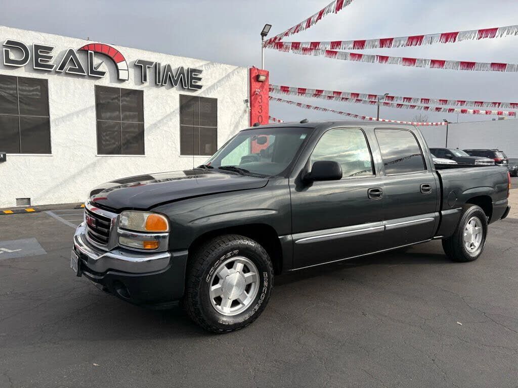 2005 GMC Sierra