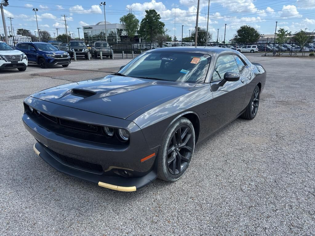 2022 DODGE Challenger