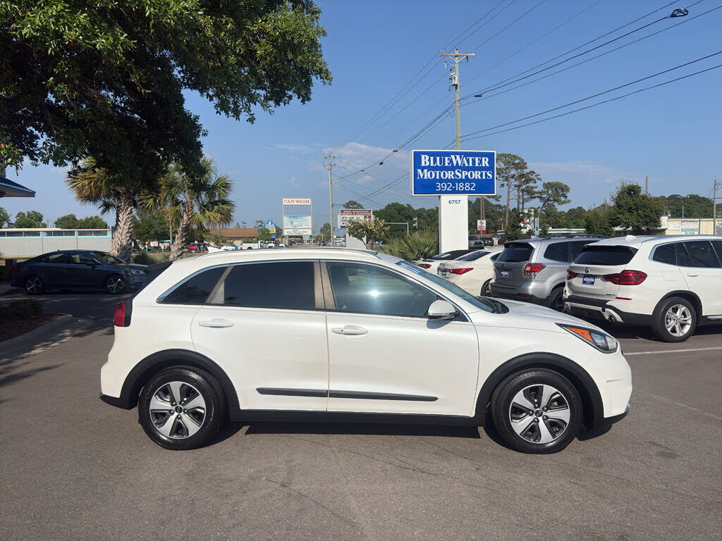 2017 KIA Niro