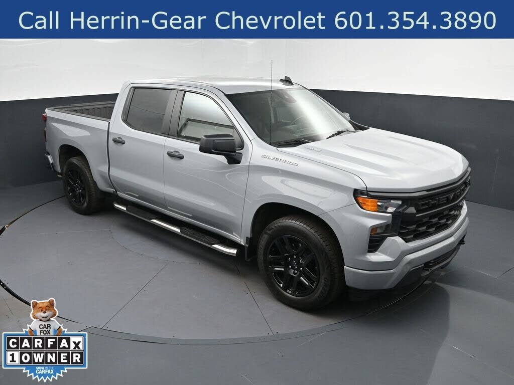 2025 CHEVROLET Silverado