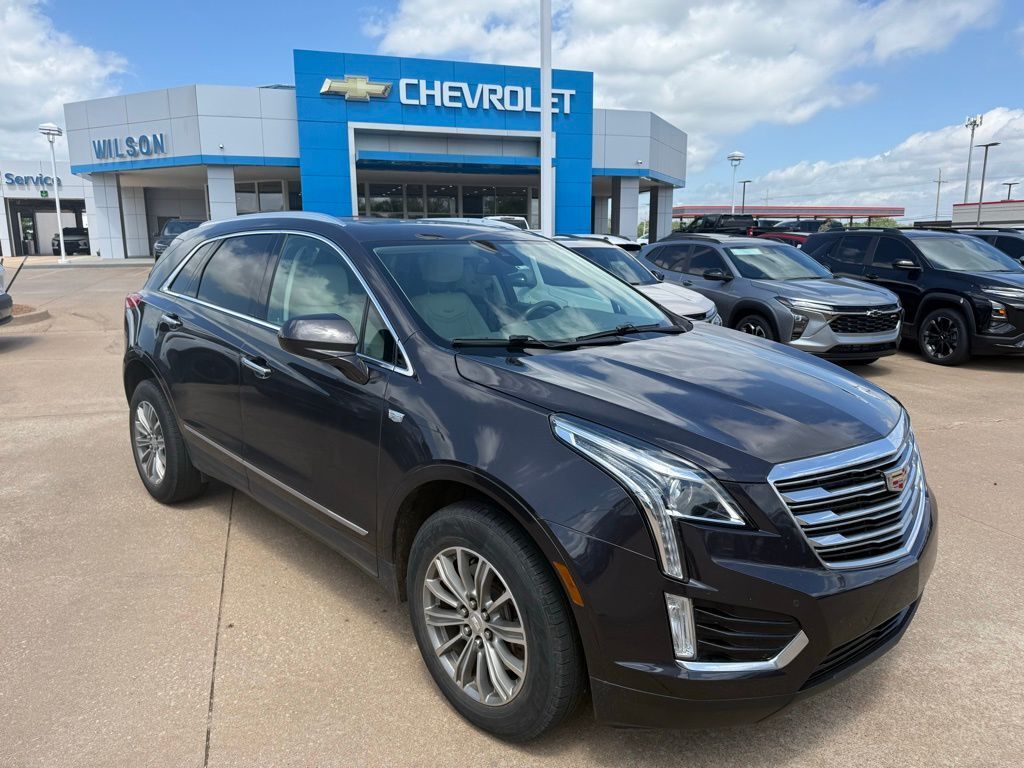 2017 CADILLAC XT5