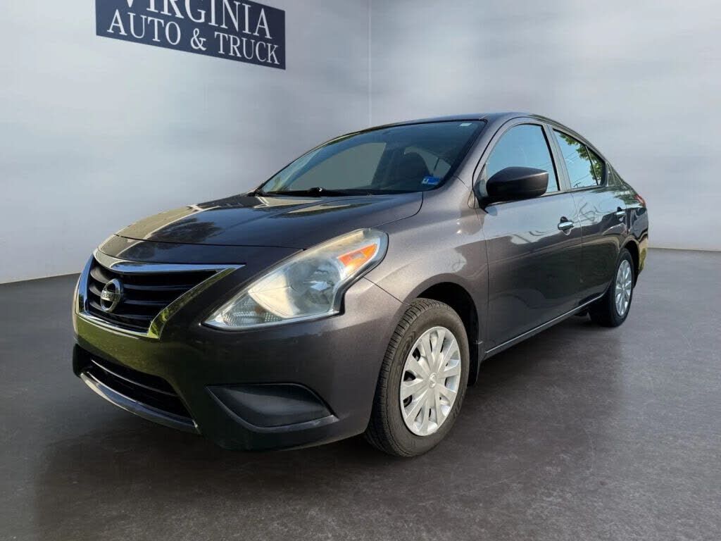 2015 NISSAN Versa