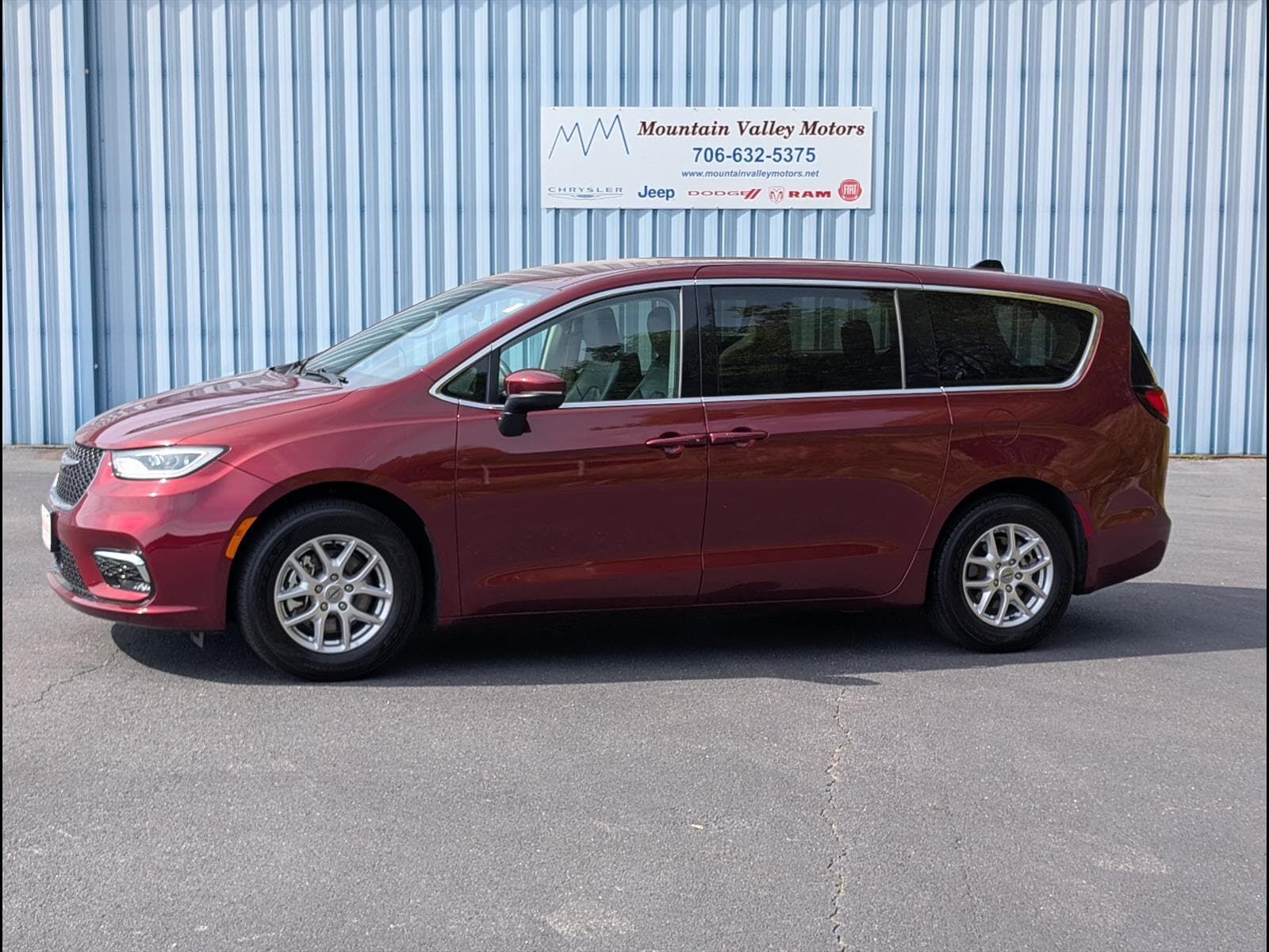 2023 CHRYSLER Pacifica