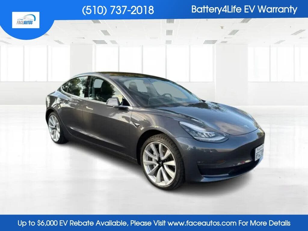 2018 TESLA Model 3