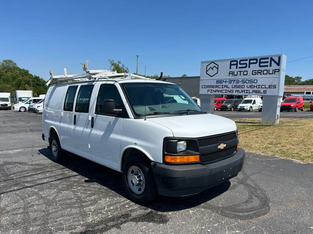 2017 CHEVROLET Express