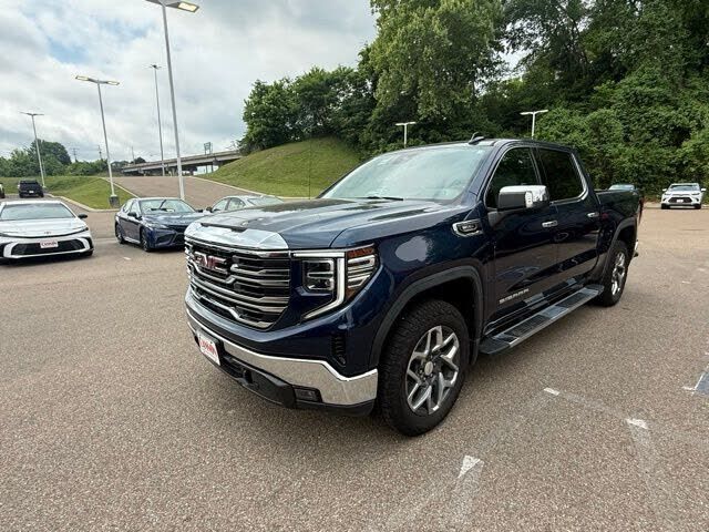 2023 GMC Sierra
