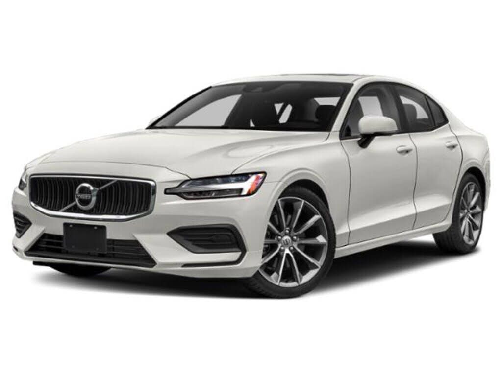 2022 VOLVO S60