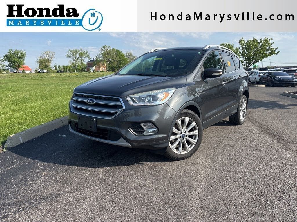 2017 FORD Escape
