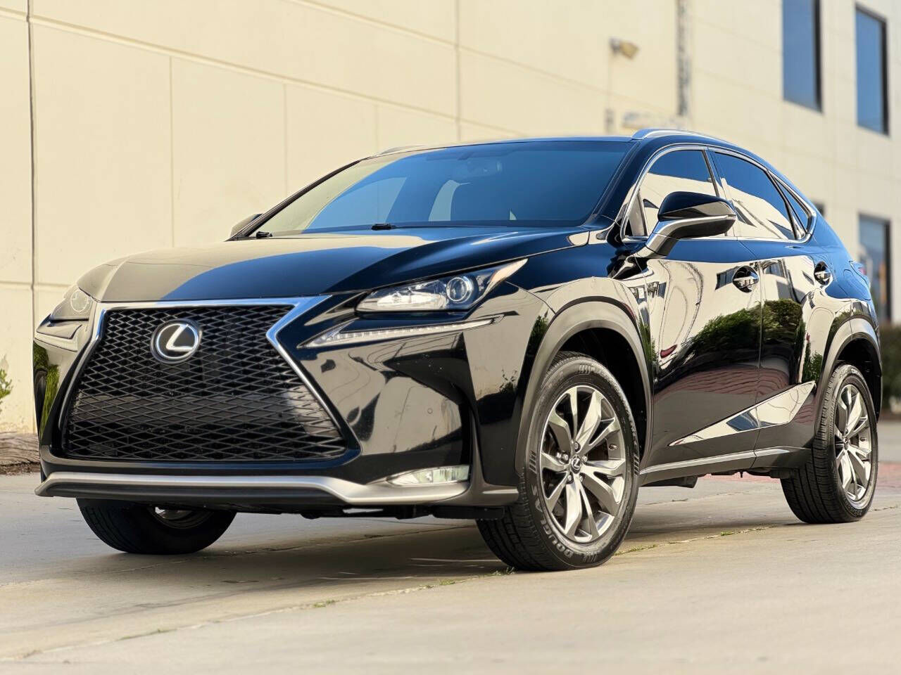 2015 LEXUS NX