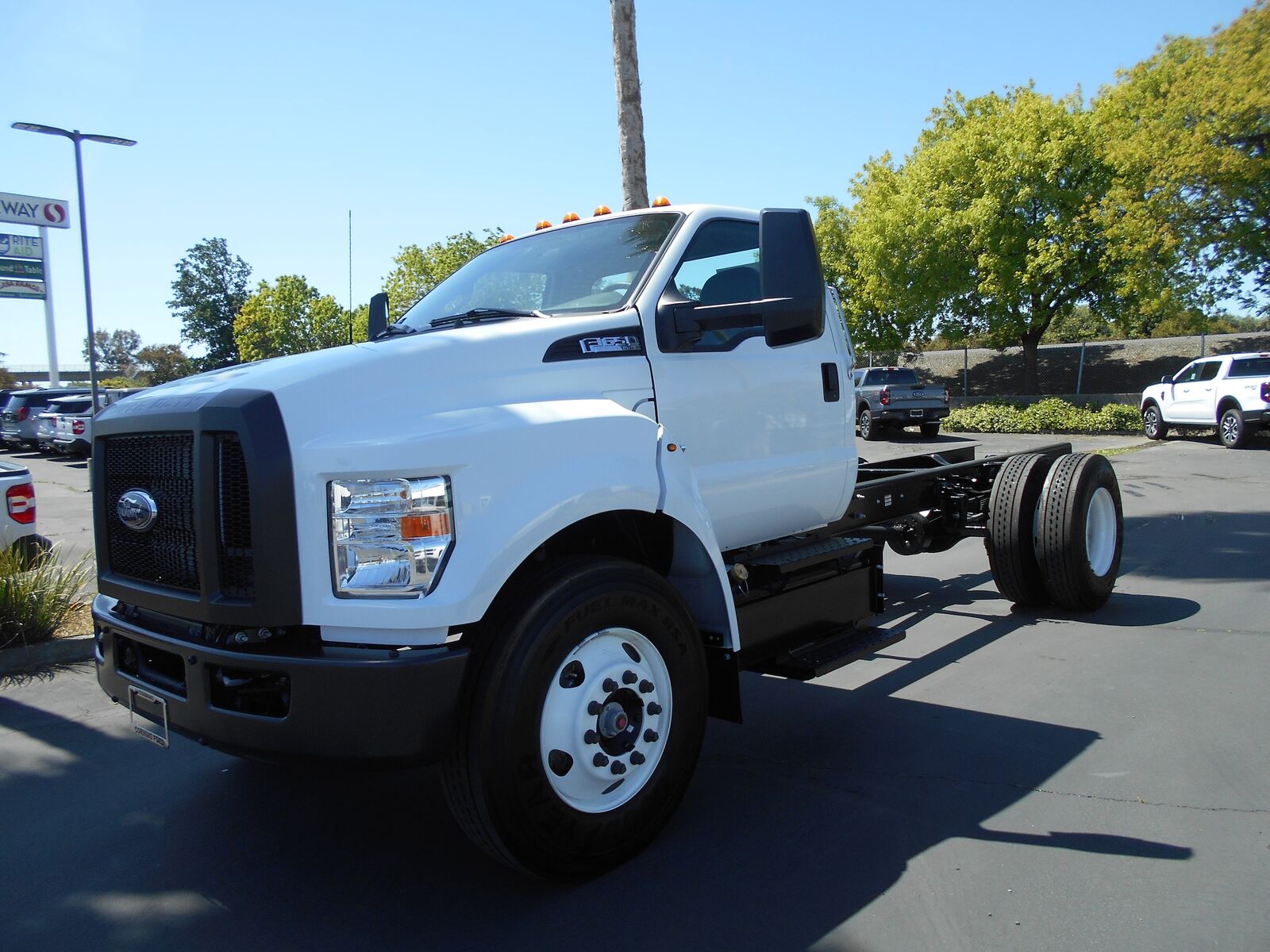 2026 FORD F-650