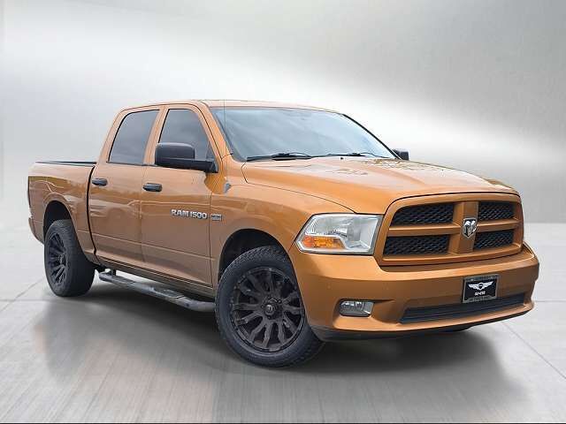2012 DODGE Ram